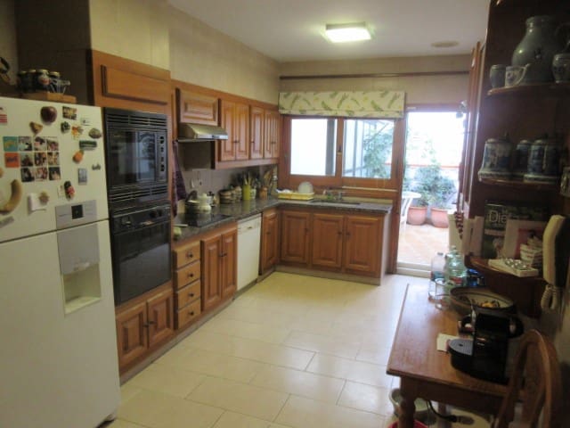 5 chambre Maison de Ville à vendre à Tavernes de la Valldigna - 450 000 € (Ref: 6876518)