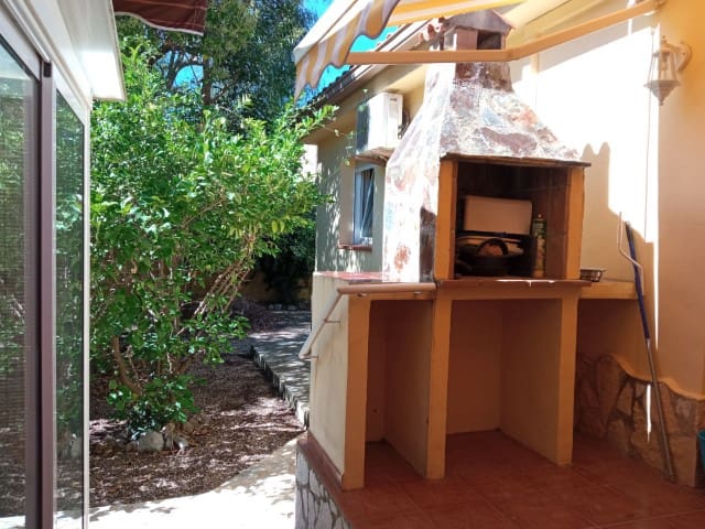 4 soverom Villa til salgs i La Drova med svømmebasseng - € 300 000 (Ref: 7110703)