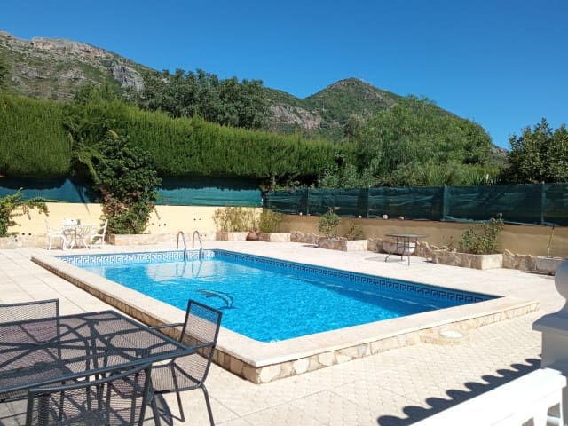 4 soverom Villa til salgs i La Drova med svømmebasseng - € 300 000 (Ref: 7110703)