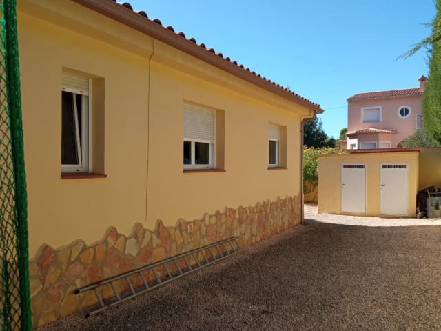 4 soverom Villa til salgs i La Drova med svømmebasseng - € 300 000 (Ref: 7110703)