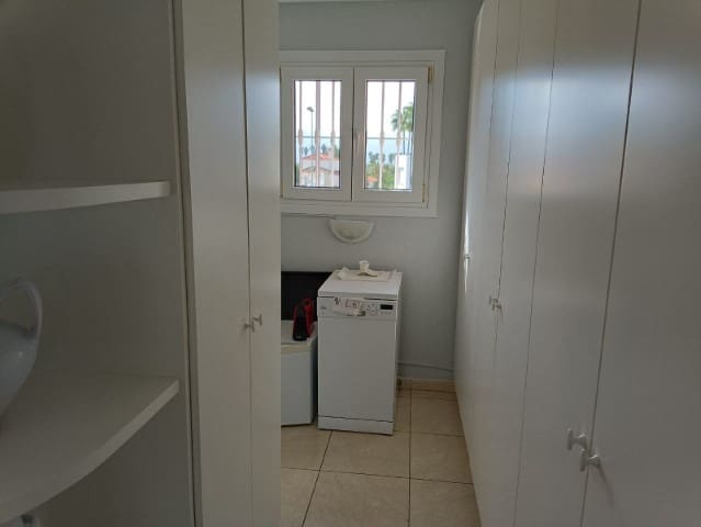 3 slaapkamer Villa te koop in Oliva Nova met zwembad - € 900.000 (Ref: 7236962)