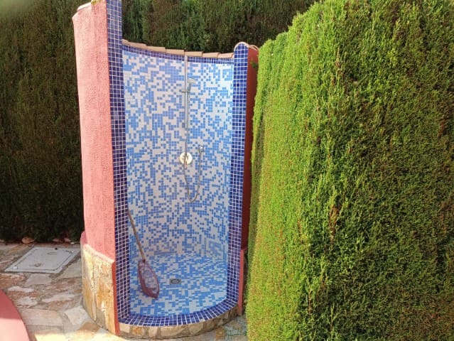 3 slaapkamer Villa te koop in Oliva Nova met zwembad - € 900.000 (Ref: 7236962)