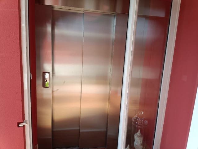 3 slaapkamer Villa te koop in Oliva Nova met zwembad - € 900.000 (Ref: 7236962)