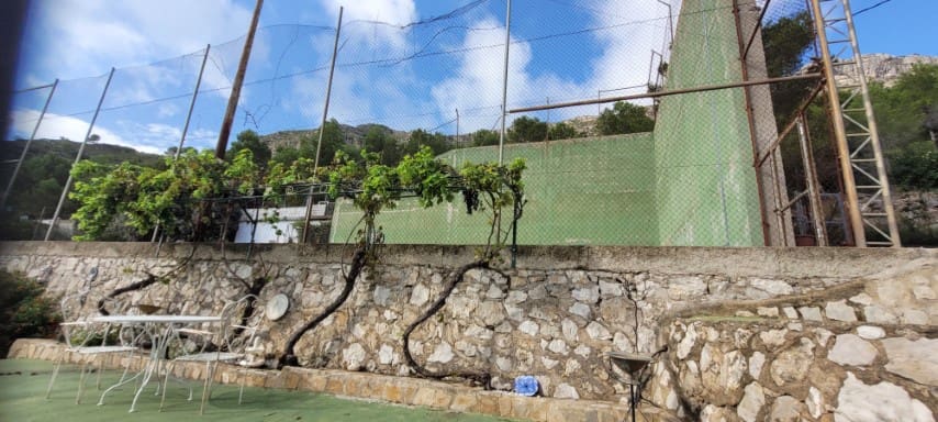 Chalet de 4 habitaciones en La Drova en venta con piscina - 445.000 € (Ref: 7793647)