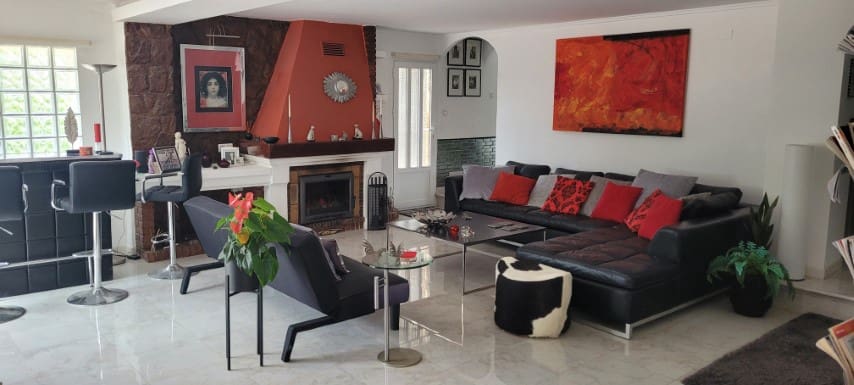 Chalet de 4 habitaciones en La Drova en venta con piscina - 445.000 € (Ref: 7793647)