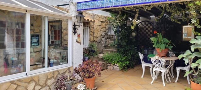 Chalet de 4 habitaciones en La Drova, Barx en venta con piscina - 445.000 € (Ref: 7793647)