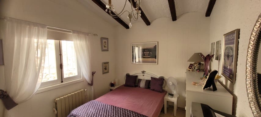 Chalet de 4 habitaciones en La Drova en venta con piscina - 445.000 € (Ref: 7793647)