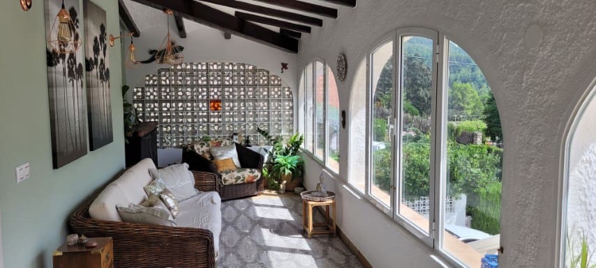 Chalet de 4 habitaciones en La Drova en venta con piscina - 445.000 € (Ref: 7793647)