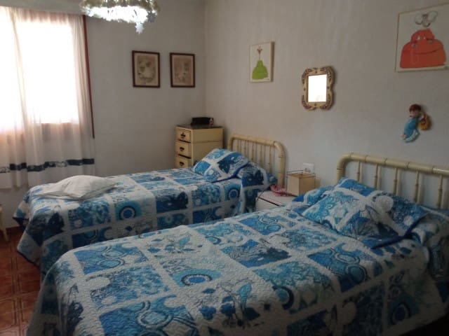 4 bedroom Villa for sale in Marchuquera, Gandia with pool - € 350,000 (Ref: 7842537)