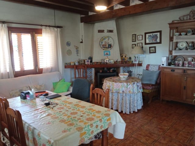 4 bedroom Villa for sale in Marchuquera, Gandia with pool - € 350,000 (Ref: 7842537)