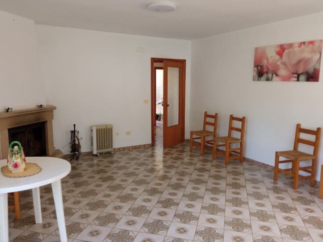 4 soveværelse Villa til salg i Gandia - € 315.000 (Ref: 8198818)