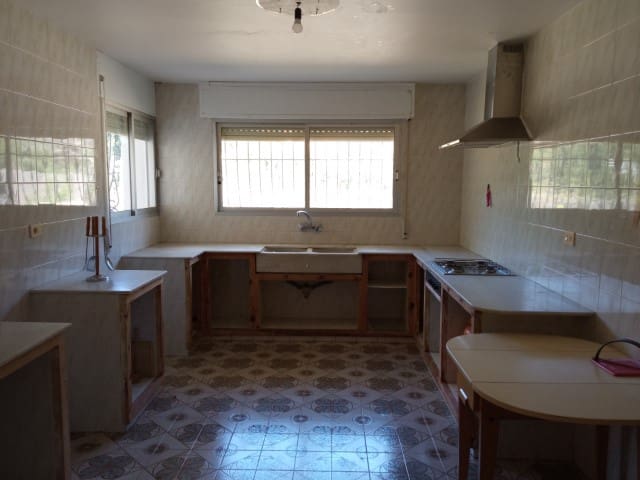 4 soveværelse Villa til salg i Gandia - € 315.000 (Ref: 8198818)