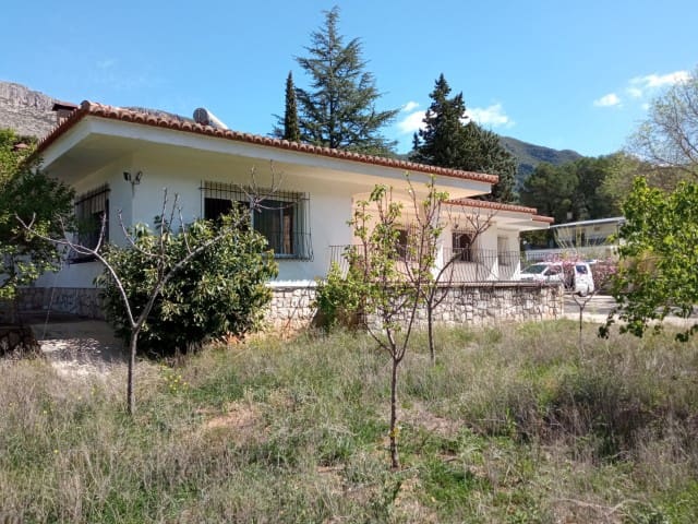 4 soveværelse Villa til salg i Gandia - € 315.000 (Ref: 8198818)