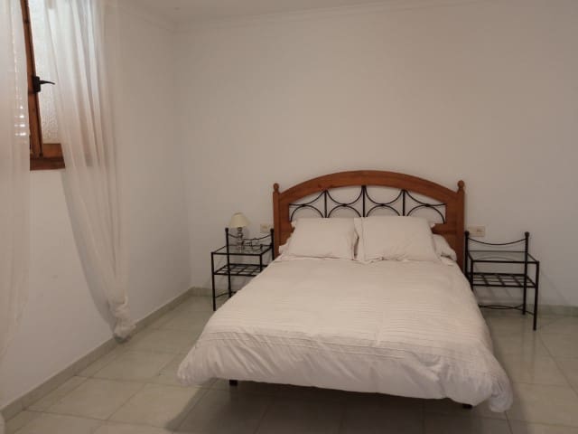 7 soveværelse Byhus til salg i La Drova med swimmingpool - € 319.000 (Ref: 8327134)