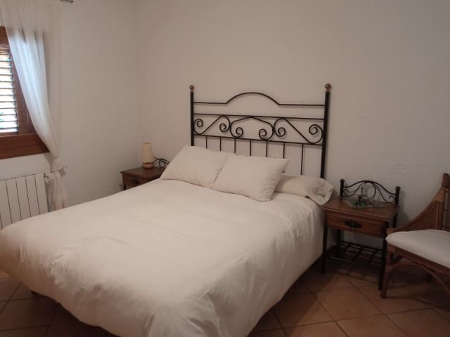 7 soveværelse Byhus til salg i La Drova med swimmingpool - € 319.000 (Ref: 8327134)