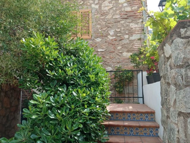 7 soveværelse Byhus til salg i La Drova med swimmingpool - € 319.000 (Ref: 8327134)