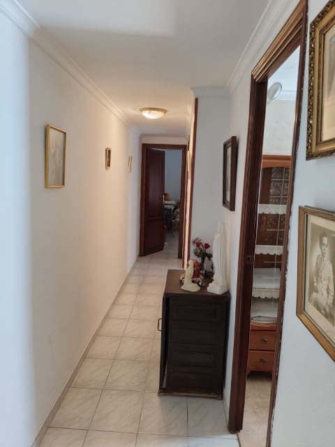 4 makuuhuone Huoneisto myytävänä paikassa Oliva - 159 750 € (Ref: 8546775)