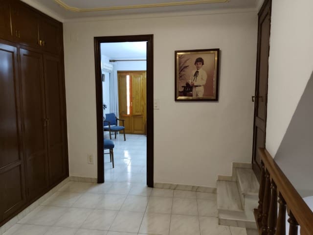 4 makuuhuone Huoneisto myytävänä paikassa Oliva - 159 750 € (Ref: 8546775)