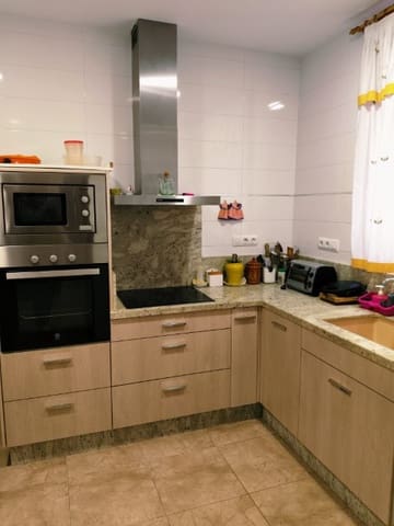 4 makuuhuone Huoneisto myytävänä paikassa Oliva - 159 750 € (Ref: 8546775)