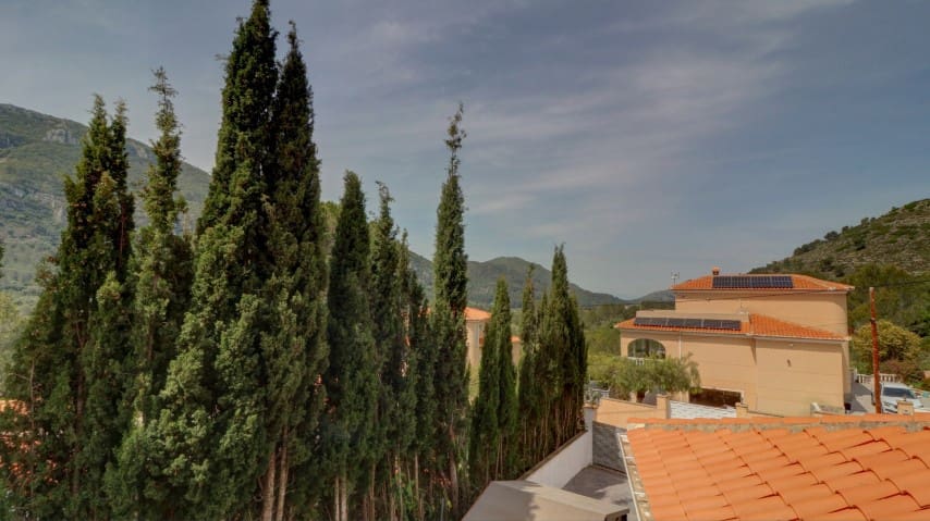 4 soveværelse Villa til salg i La Drova med swimmingpool - € 445.000 (Ref: 8816579)