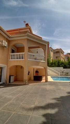 4 soveværelse Villa til salg i La Drova, Barx med swimmingpool - € 445.000 (Ref: 8816579)