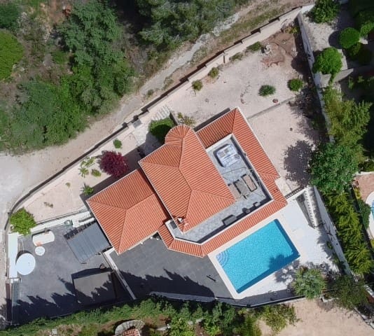 4 Zimmer Villa zu verkaufen in La Drova mit Pool - 445.000 € (Ref: 8816579)