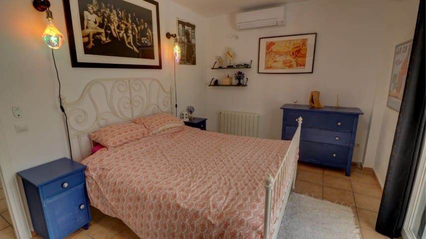4 Zimmer Villa zu verkaufen in La Drova mit Pool - 445.000 € (Ref: 8816579)