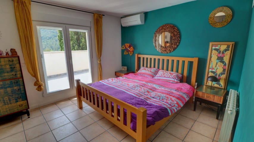 4 Zimmer Villa zu verkaufen in La Drova mit Pool - 445.000 € (Ref: 8816579)