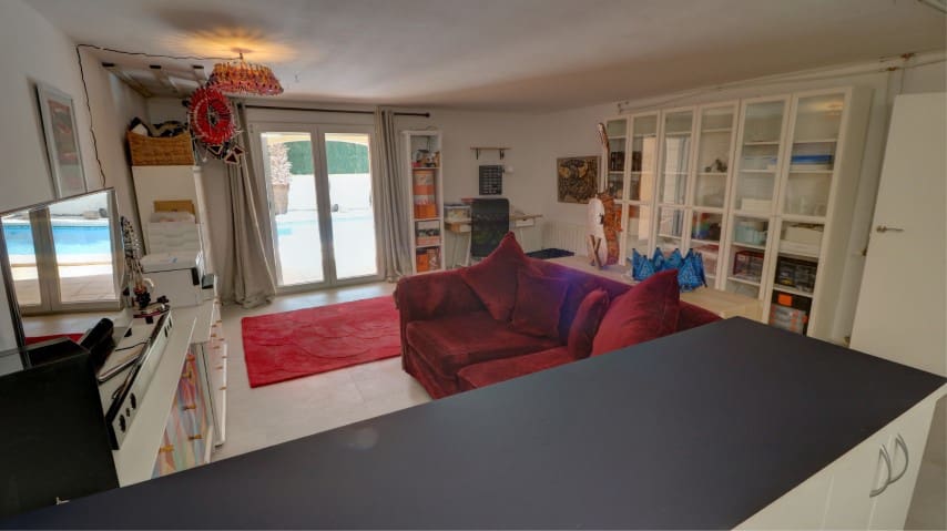 4 Zimmer Villa zu verkaufen in La Drova mit Pool - 445.000 € (Ref: 8816579)