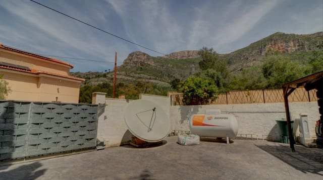 4 soveværelse Villa til salg i La Drova, Barx med swimmingpool - € 445.000 (Ref: 8816579)