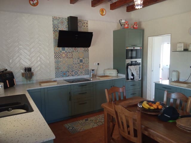 4 soveværelse Villa til salg i Barxeta med swimmingpool - € 425.000 (Ref: 9037658)