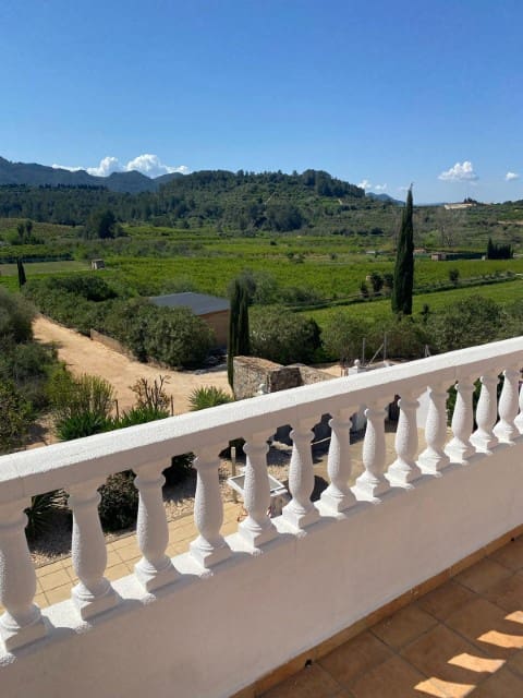 4 soveværelse Villa til salg i Barxeta med swimmingpool - € 425.000 (Ref: 9037658)