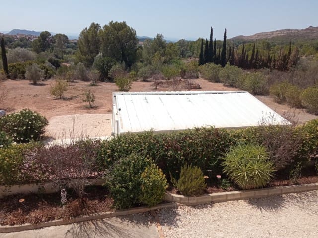 4 soveværelse Villa til salg i Barxeta med swimmingpool - € 425.000 (Ref: 9037658)