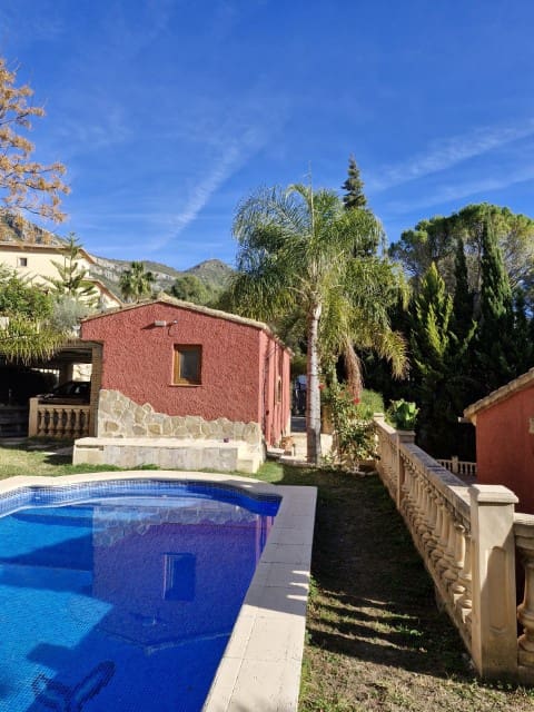 3 soverom Villa til salgs i La Drova med svømmebasseng - € 499 000 (Ref: 9170985)