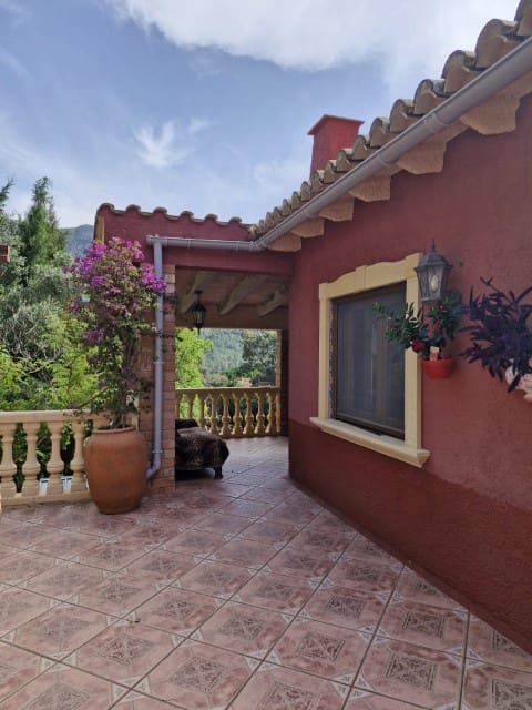 3 soverom Villa til salgs i La Drova med svømmebasseng - € 499 000 (Ref: 9170985)