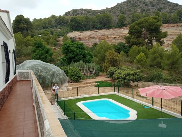 3 soverom Villa til salgs i La Drova med svømmebasseng - € 499 000 (Ref: 9170985)