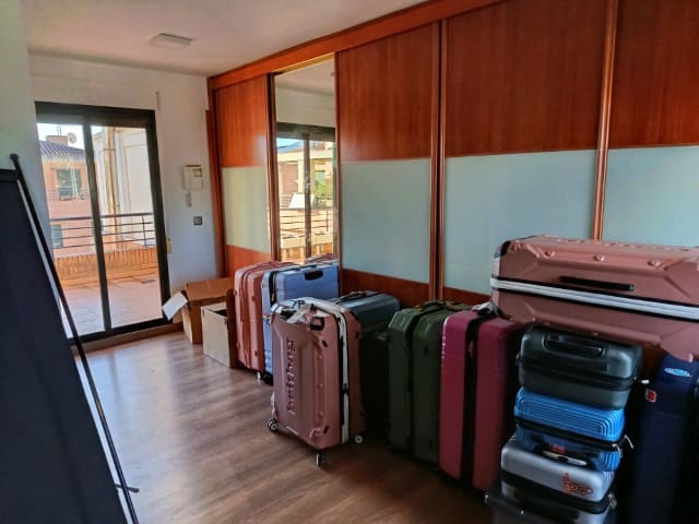 4 bedroom Townhouse for sale in Gandia - € 335,000 (Ref: 9497932)