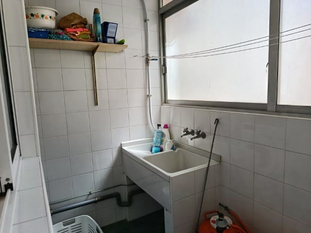 4 bedroom Apartment for sale in Gandia - € 195,000 (Ref: 9875570)