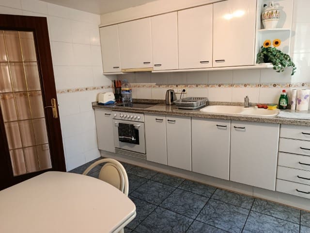 4 bedroom Apartment for sale in Gandia - € 195,000 (Ref: 9875570)