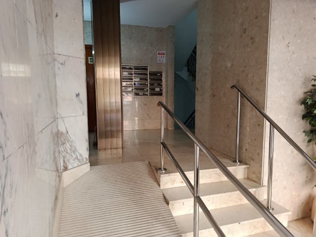 4 bedroom Apartment for sale in Gandia - € 195,000 (Ref: 9875570)