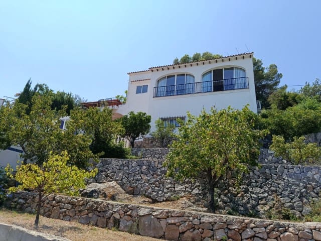 4 soverom Villa til salgs i Ador med svømmebasseng - € 435 000 (Ref: 9984208)