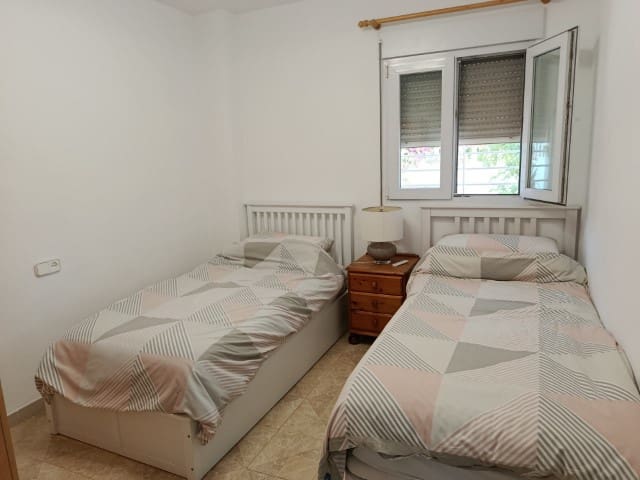 5 quarto Moradia para venda em La Drova com piscina garagem - 495 000 € (Ref: 9999495)