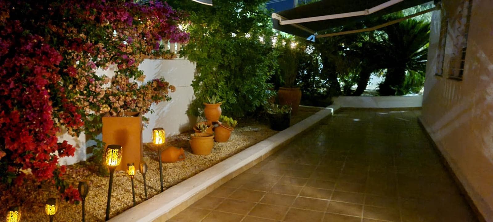 5 quarto Moradia para venda em La Drova com piscina garagem - 495 000 € (Ref: 9999495)