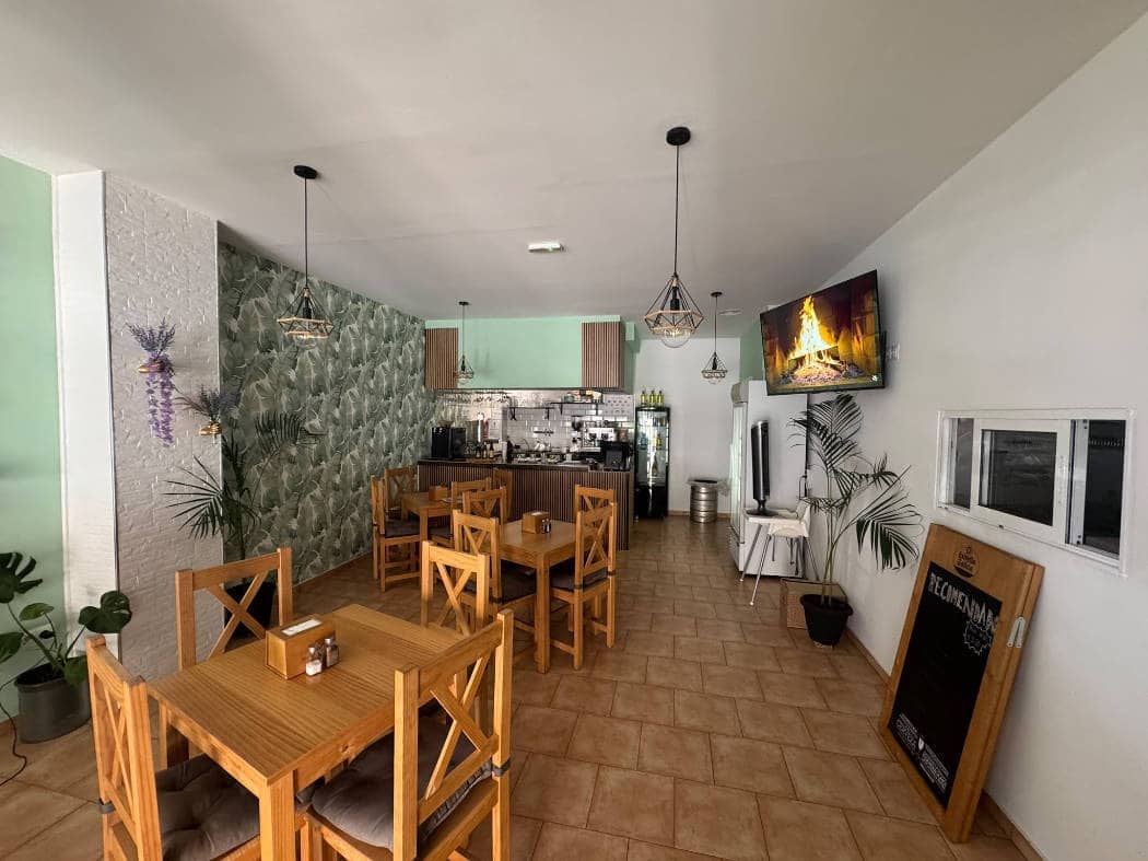 Restaurant/Bar til salg i Torremolinos - € 34.950 (Ref: 10183147)