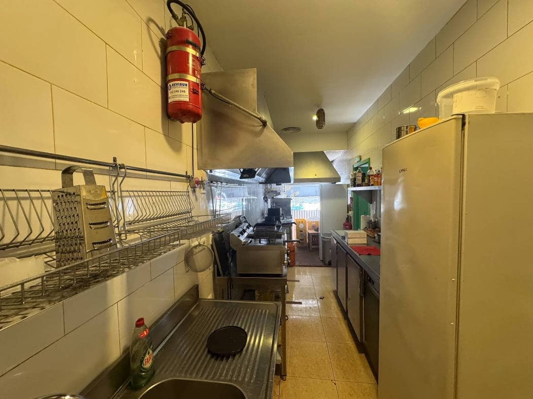 Restaurant/Bar til salg i Torremolinos - € 34.950 (Ref: 10183147)