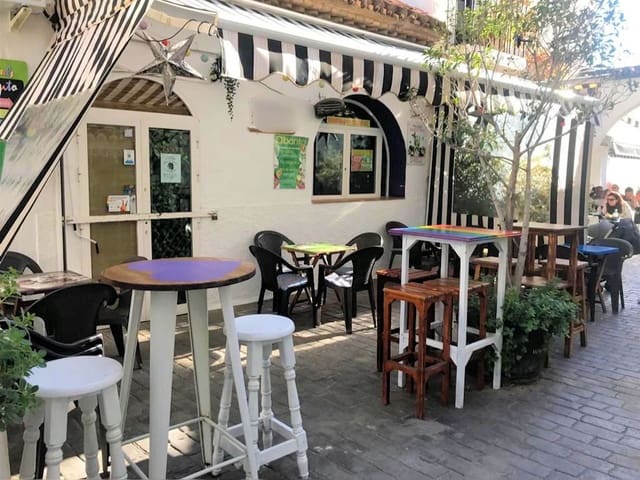 Restaurant/bar te koop in Torremolinos - € 159.950 (Ref: 7367177)