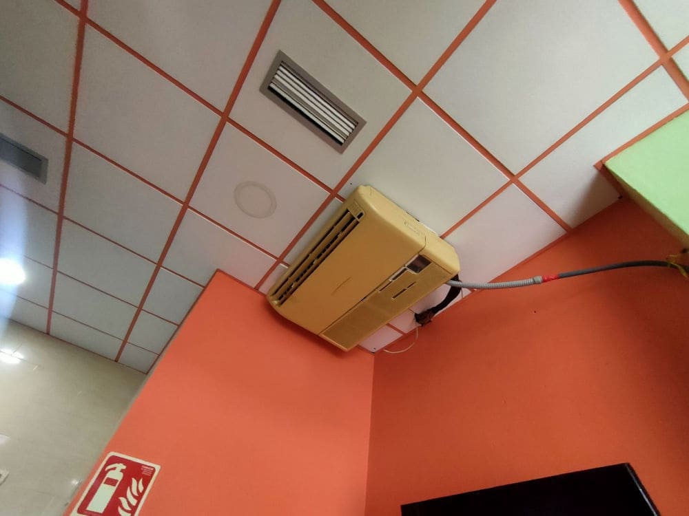 Restaurant/bar te koop in Benalmadena - € 24.950 (Ref: 7806695)