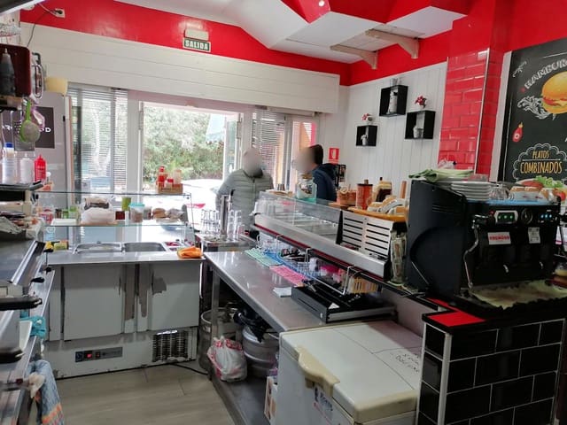 Restaurant/Bar til salgs i Mijas Costa, Mijas - € 24 950 (Ref: 8059741)