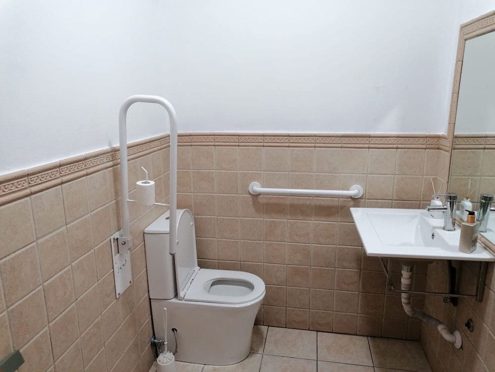 Restaurant/Bar for sale in Fuengirola - € 44,950 (Ref: 8295331)