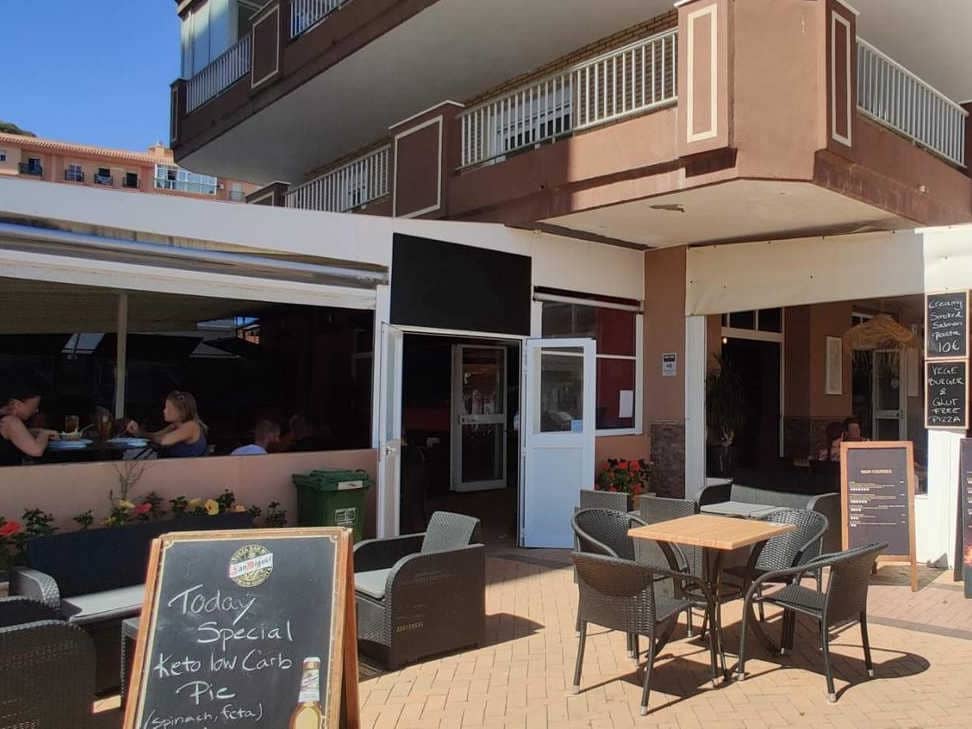 Restaurant/Bar for sale in Fuengirola - € 119,950 (Ref: 8416888)